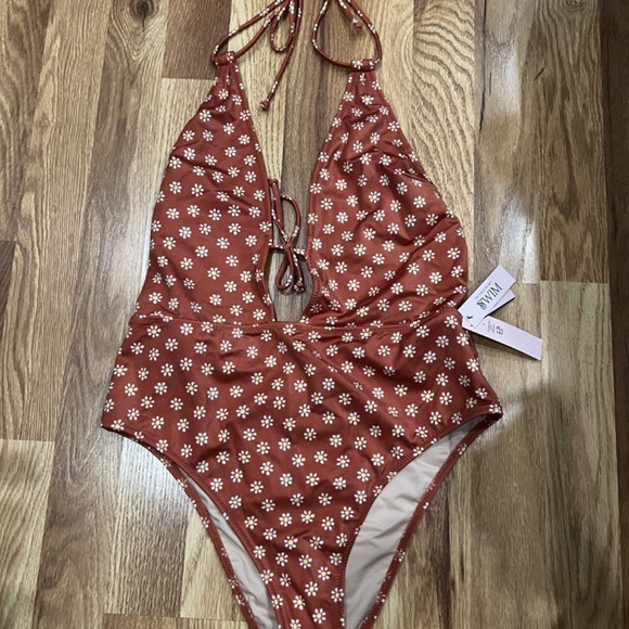Victoria's Secret Plunge One-Piece Swimsuit - Picture 4 of 5
